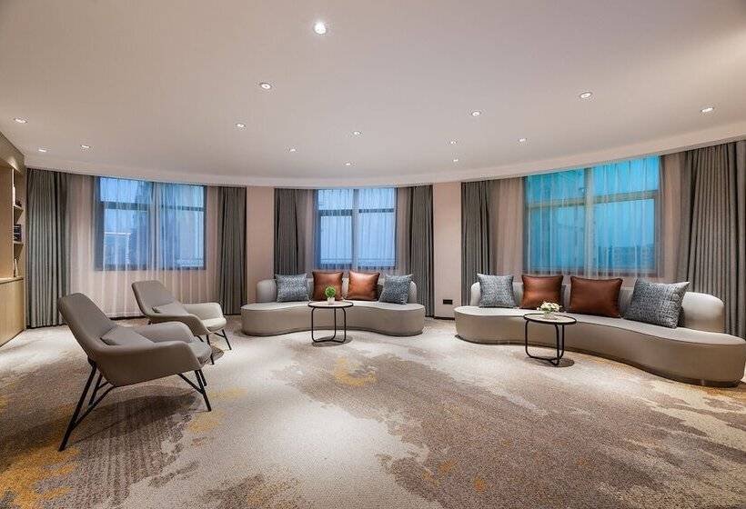 Ausotel Wow Huadu Guangzhou Sunac Land