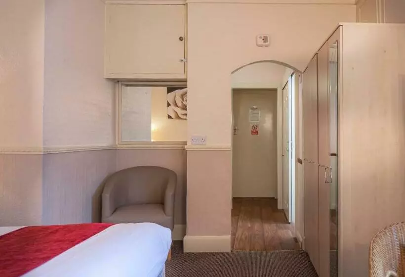 Aamiaismajoitus (B&B) The Kildare