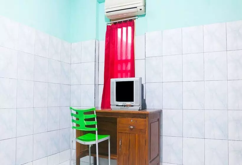 ホテル Oyo 91396  Laguna