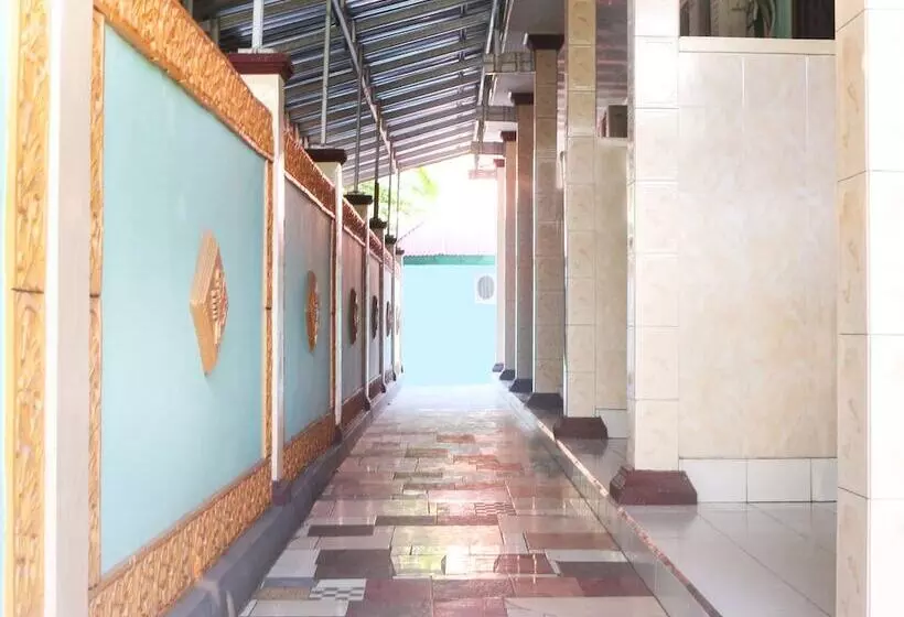 ホテル Oyo 91396  Laguna