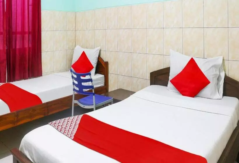 ホテル Oyo 91396  Laguna