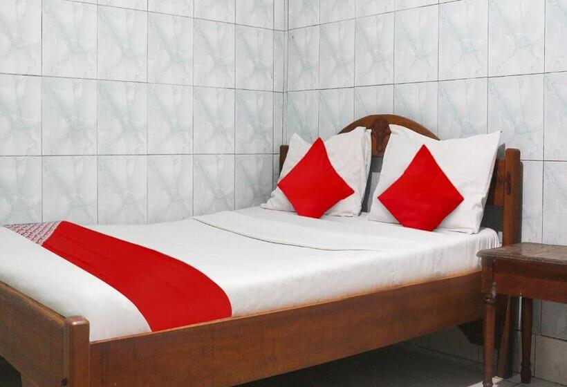 Отель Oyo 91396  Laguna