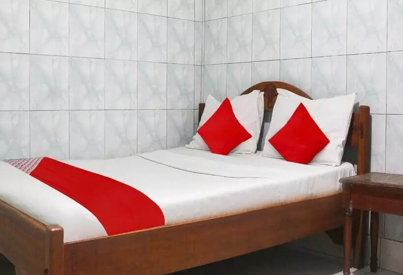 ホテル Oyo 91396  Laguna