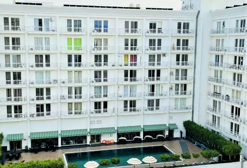 ホテル The Grace Residency, Lucknow
