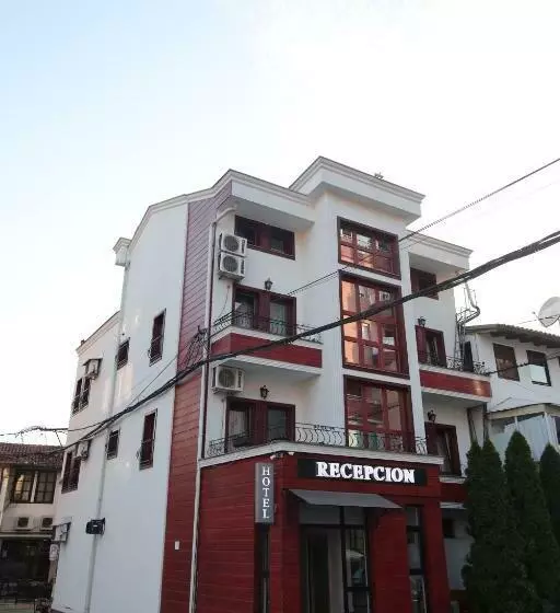 Zambaku I Bardhe Hotel & Bar