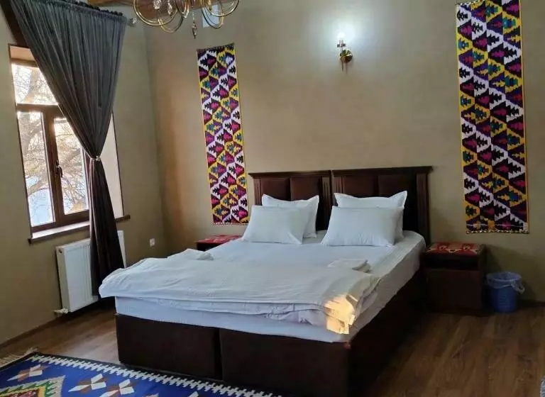 ペンション Darvozai Samarkand Guest House