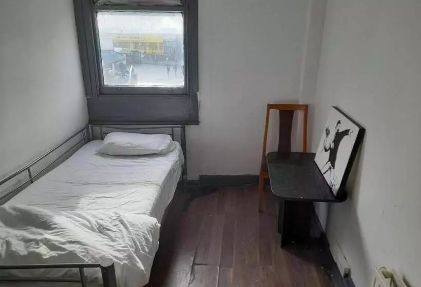 هاستل Woolwich Backpackers New