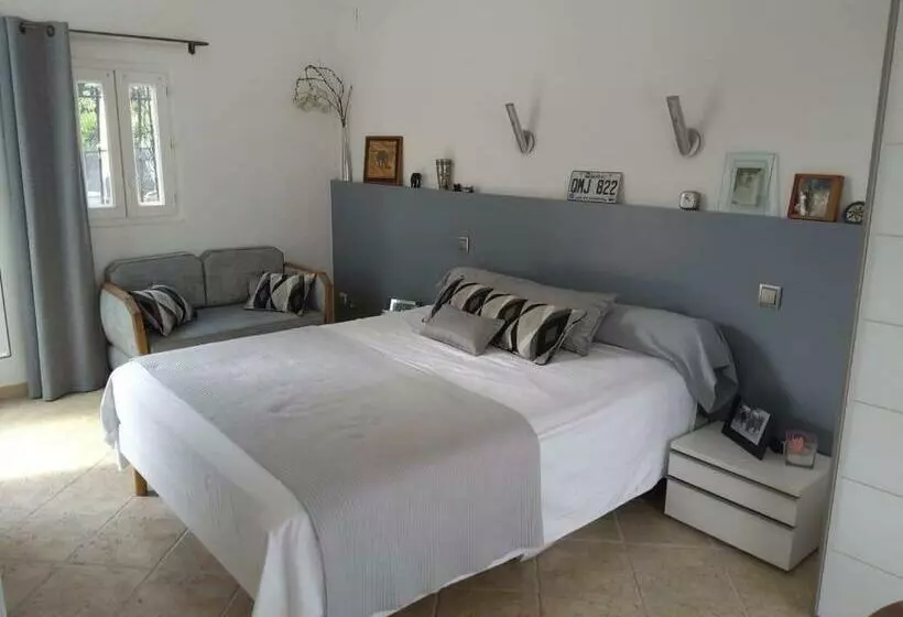 Aamiaismajoitus (B&B) La Lézardière