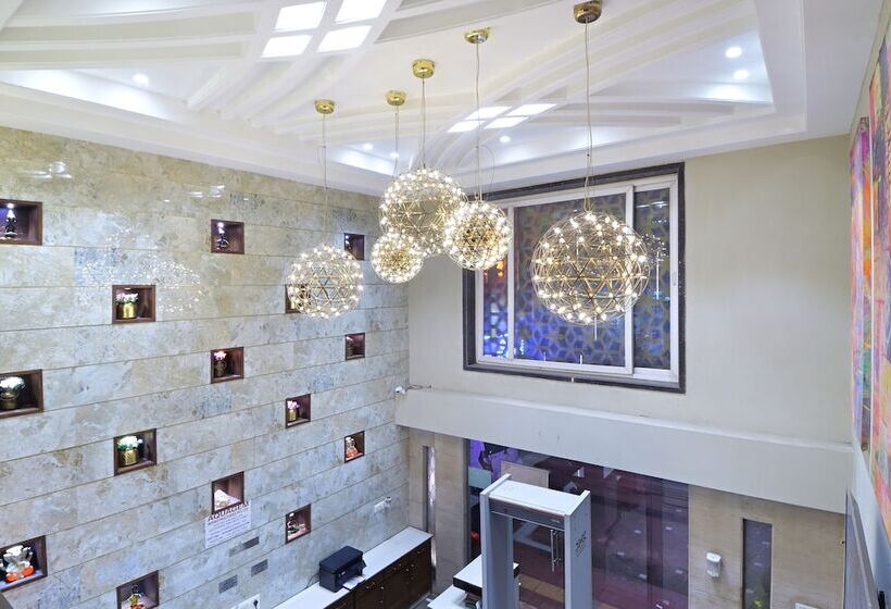 Hotel Oak Plaza New Delhi