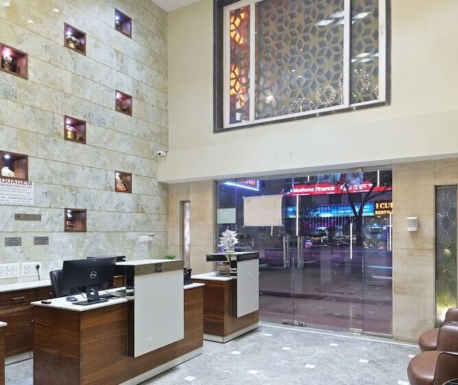 Hotel Oak Plaza New Delhi