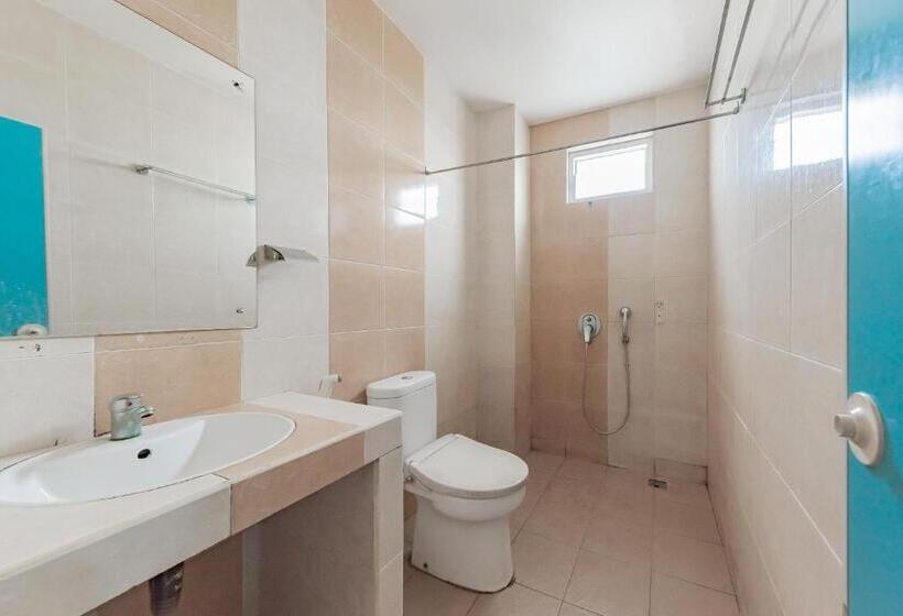 Urbanview Hotel Onyx Ketapang By Reddoorz