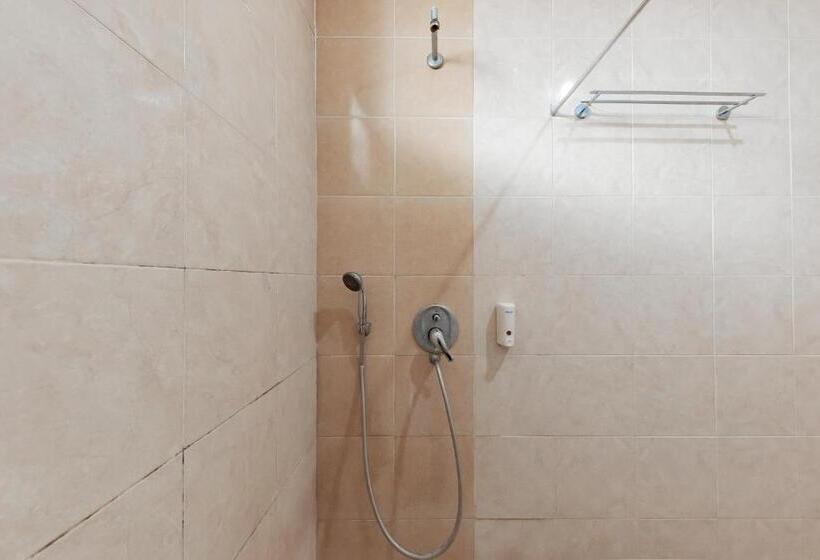 Urbanview Hotel Onyx Ketapang By Reddoorz