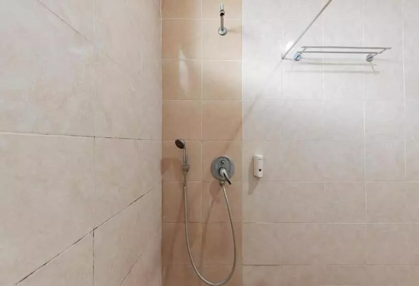 Urbanview Hotel Onyx Ketapang By Reddoorz