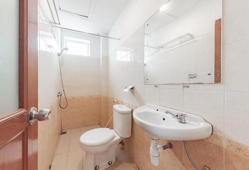 Urbanview Hotel Onyx Ketapang By Reddoorz