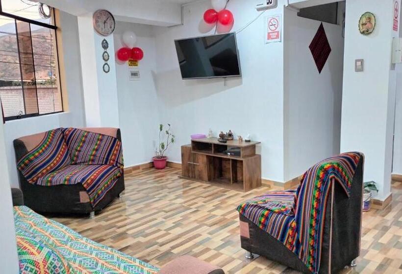 Пансион Hostal Real Caraz