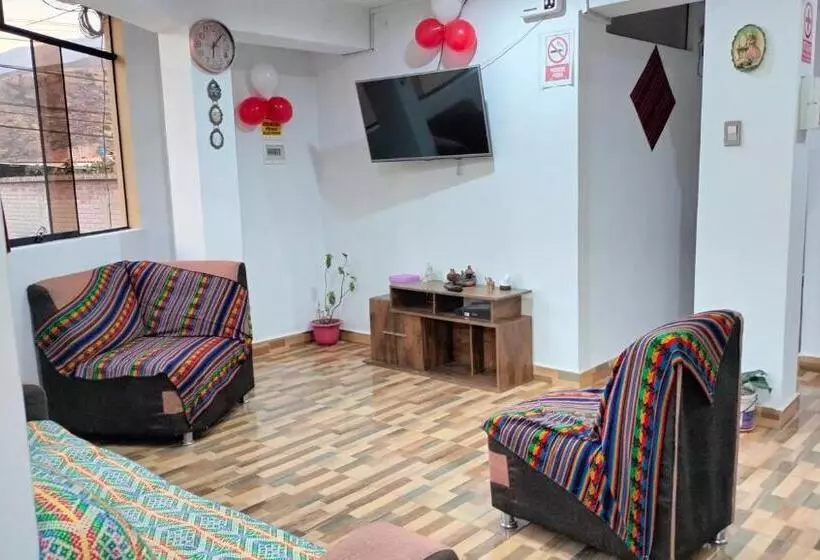 ペンション Hostal Real Caraz