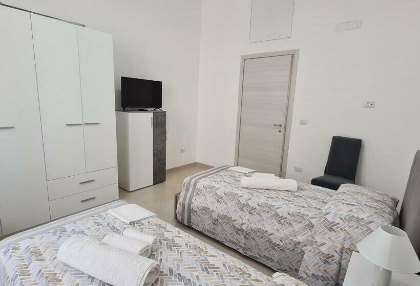 פנסיון Palmis House