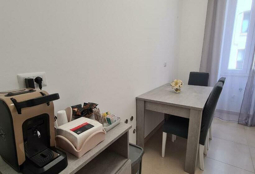 פנסיון Palmis House