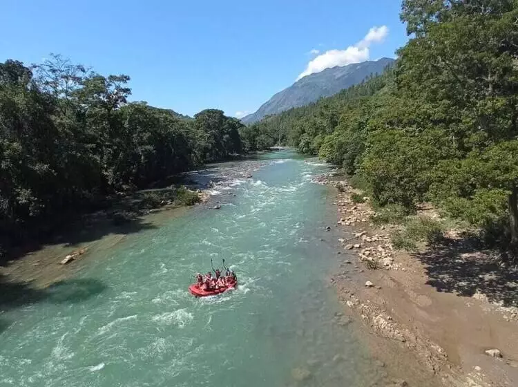پانسیون Room In Cabin Rafting Hut By The River