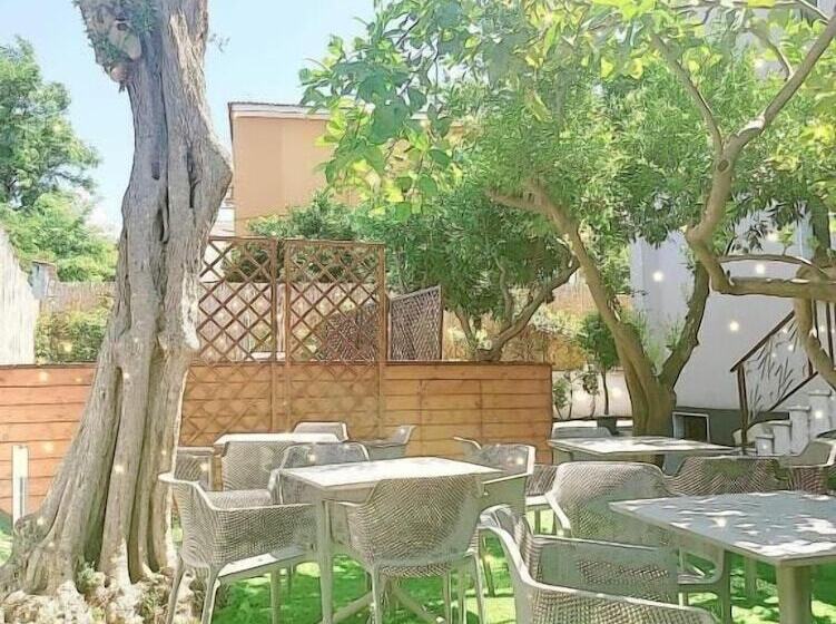 پانسیون Villa Porpora