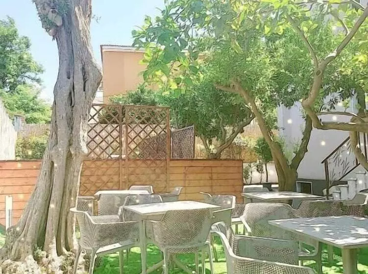 پانسیون Villa Porpora