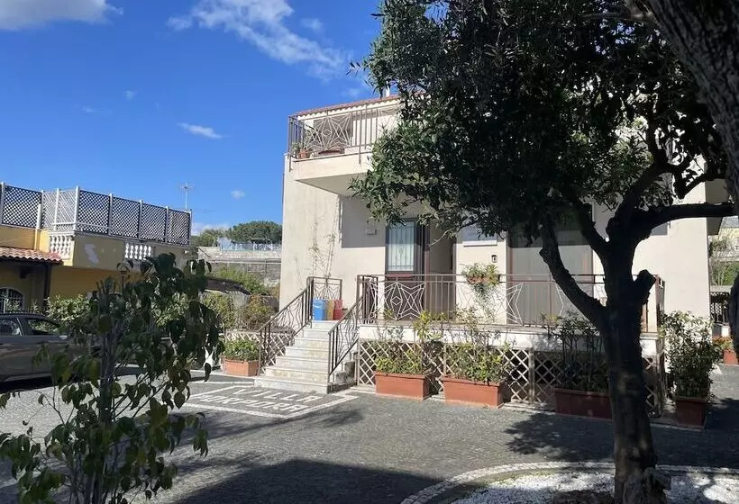 پانسیون Villa Porpora