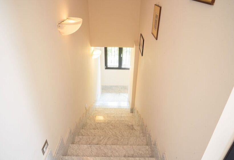 پانسیون Villa Porpora