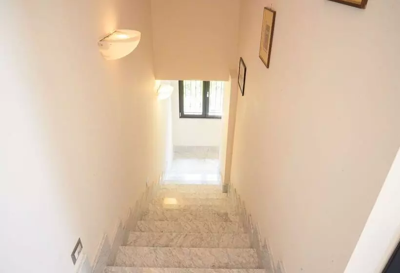 پانسیون Villa Porpora