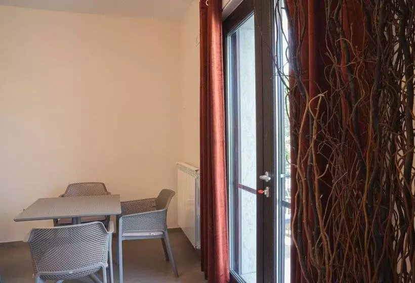 پانسیون Villa Porpora