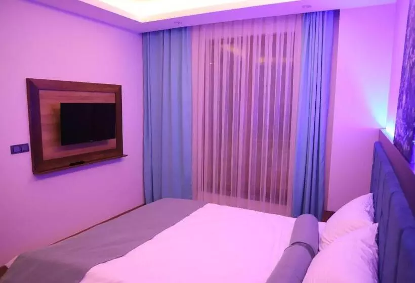 Seyir Yeri Otel