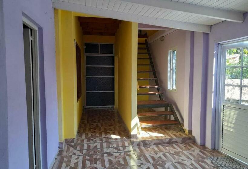 تختخواب و صبحانه Apart Farfalla