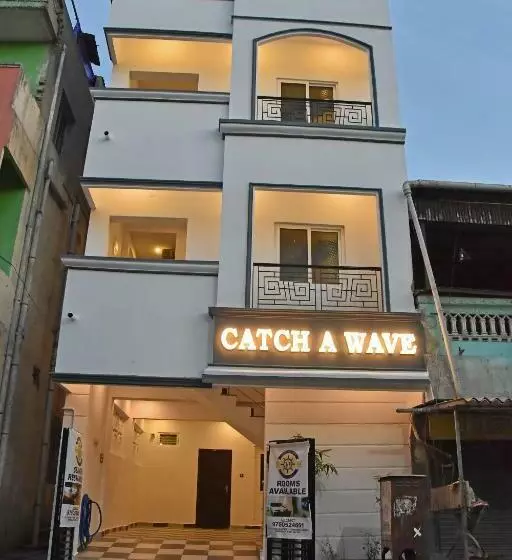 ペンション Catch A Wave