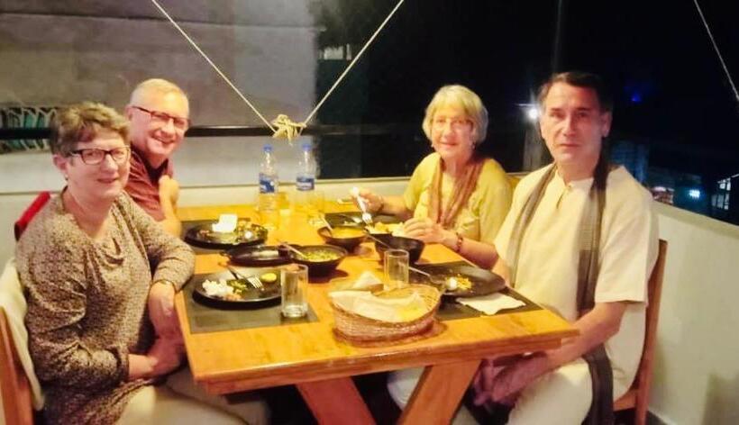 بنسيون Catch A Wave