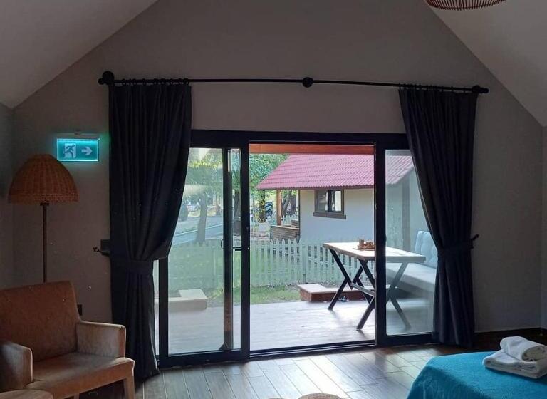 Nocleg ze śniadaniem Gaia Koru Bungalows