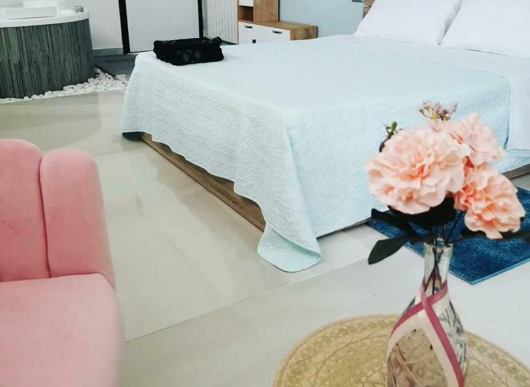 ベッドアンドブレックファースト La Suite Della Casa Bianca