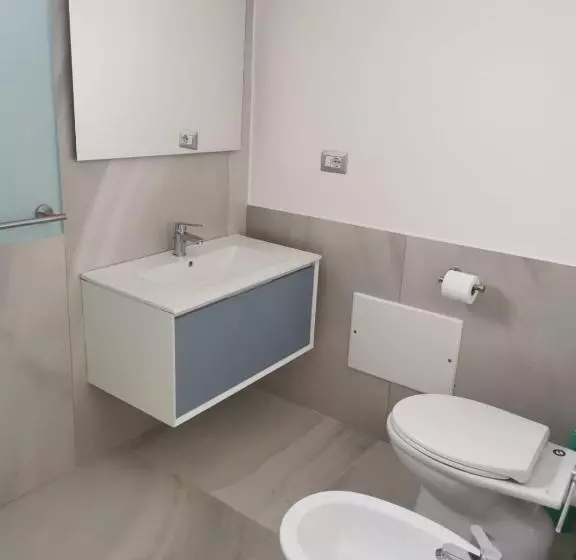 ベッドアンドブレックファースト La Suite Della Casa Bianca
