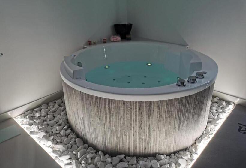 ベッドアンドブレックファースト La Suite Della Casa Bianca