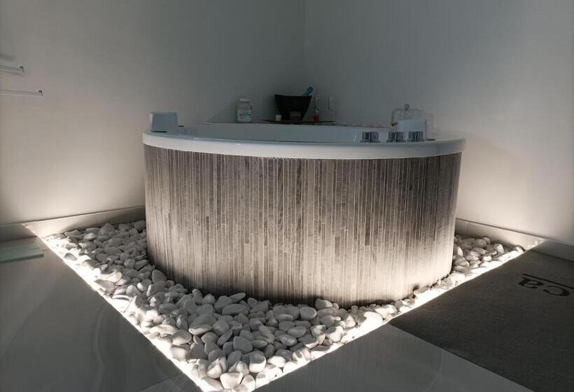 ベッドアンドブレックファースト La Suite Della Casa Bianca