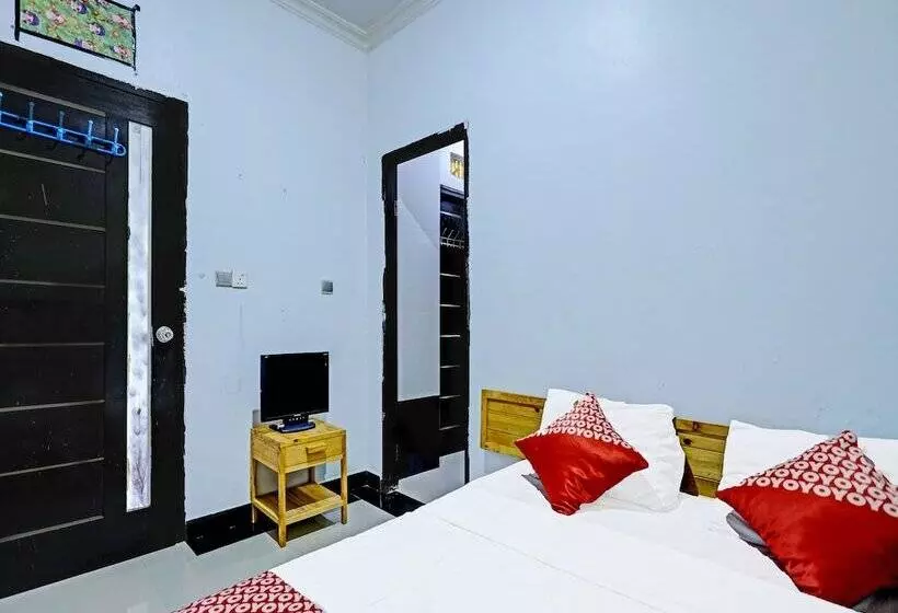 Hotelli Oyo 91363 Lia Stay Syariah