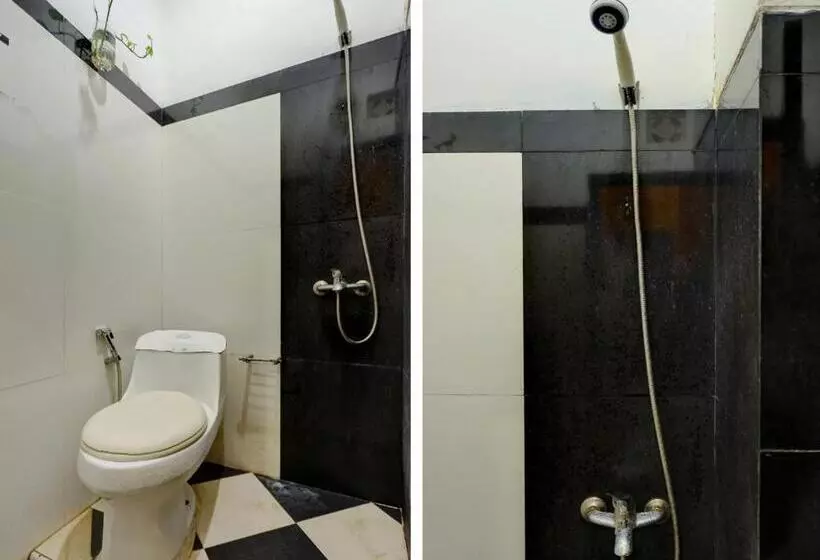 Hotelli Oyo 91363 Lia Stay Syariah