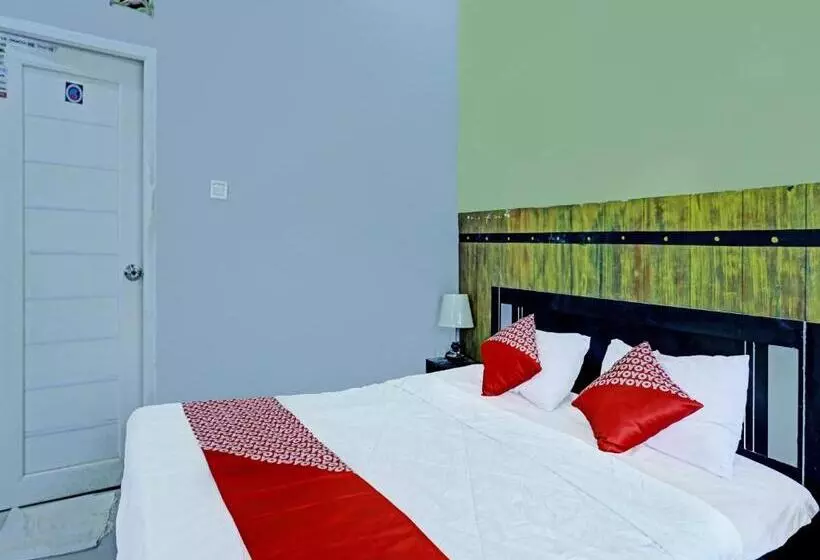 Hotelli Oyo 91363 Lia Stay Syariah