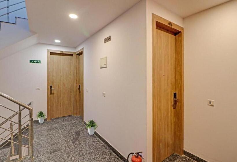 فندق Townhouse 1057 Royal Residency