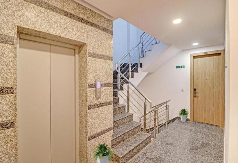 فندق Townhouse 1057 Royal Residency
