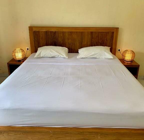 פנסיון Sampan Canggu