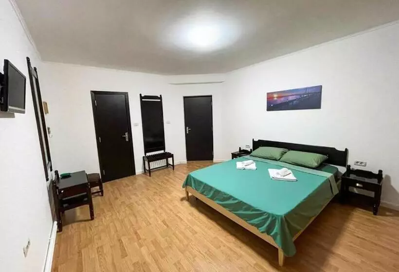 Pensione Vila Macris