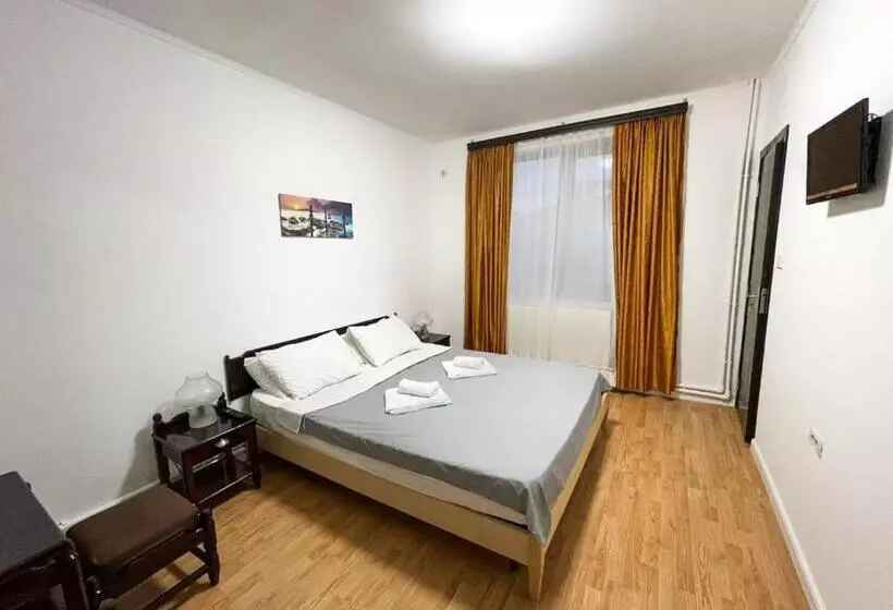 Pensione Vila Macris