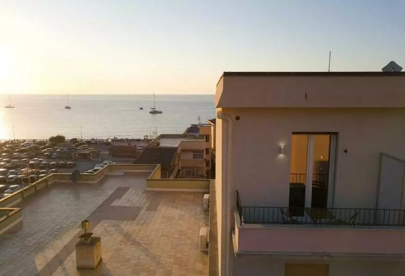 تختخواب و صبحانه Stella Ví