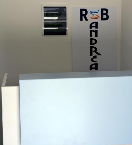 ベッドアンドブレックファースト Andrea Room&breakfast