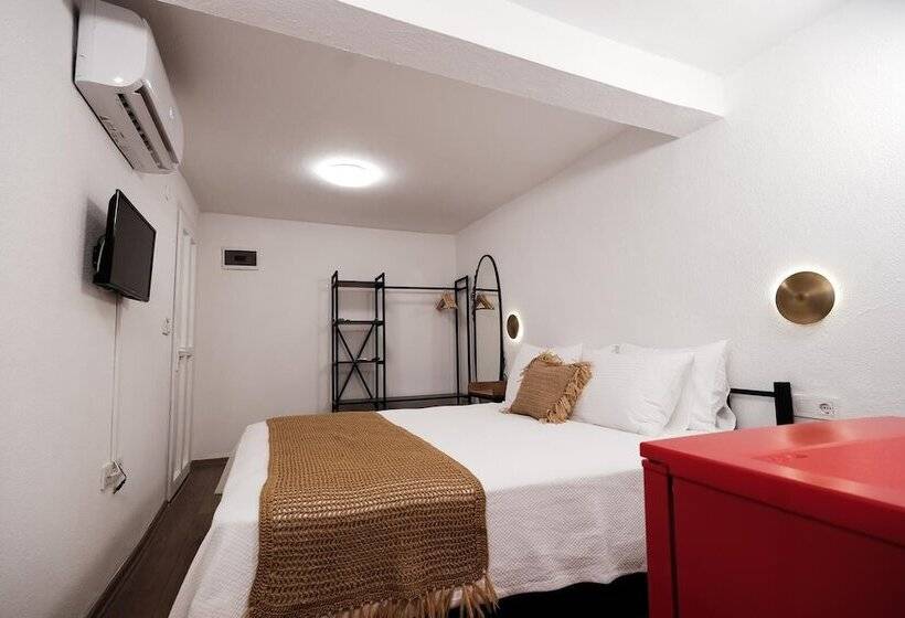 Benjamin Otel Gumusluk