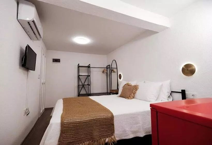 Benjamin Otel Gumusluk